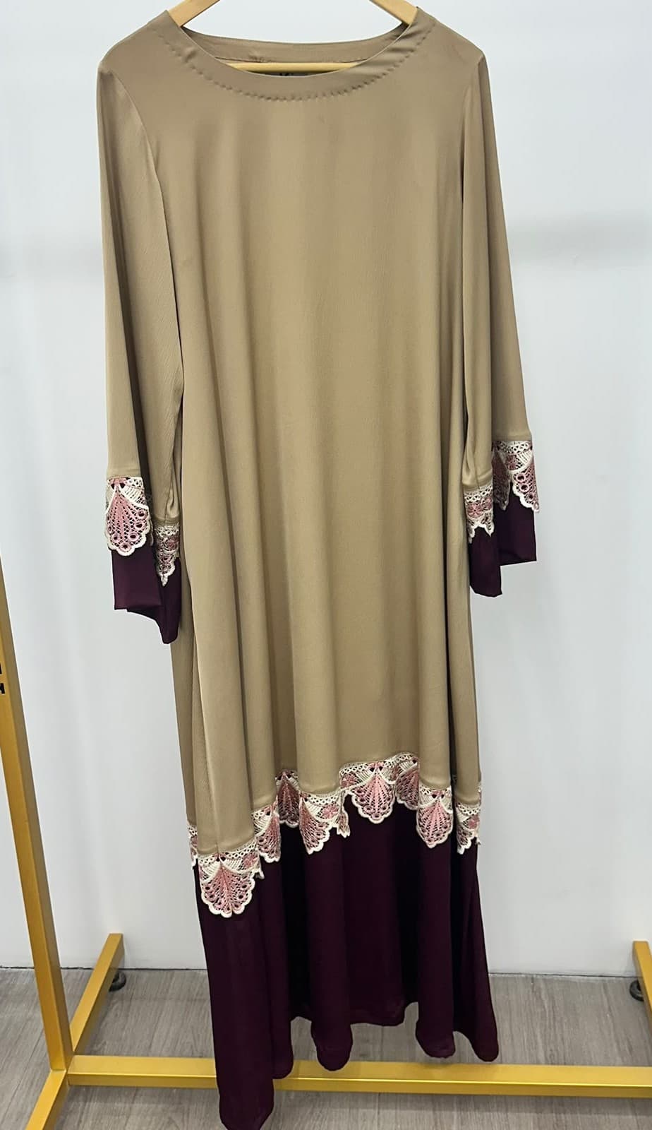 ABAYA