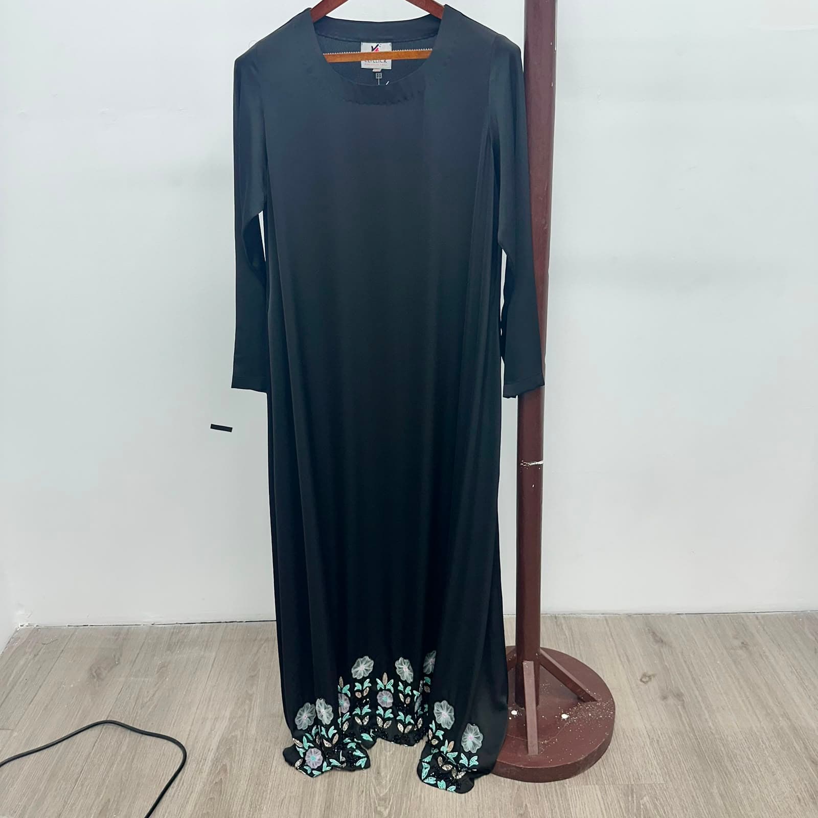 Karchupi Abaya