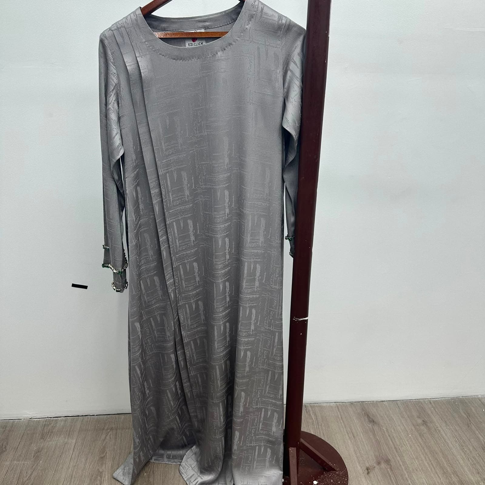 Karchupi Abaya
