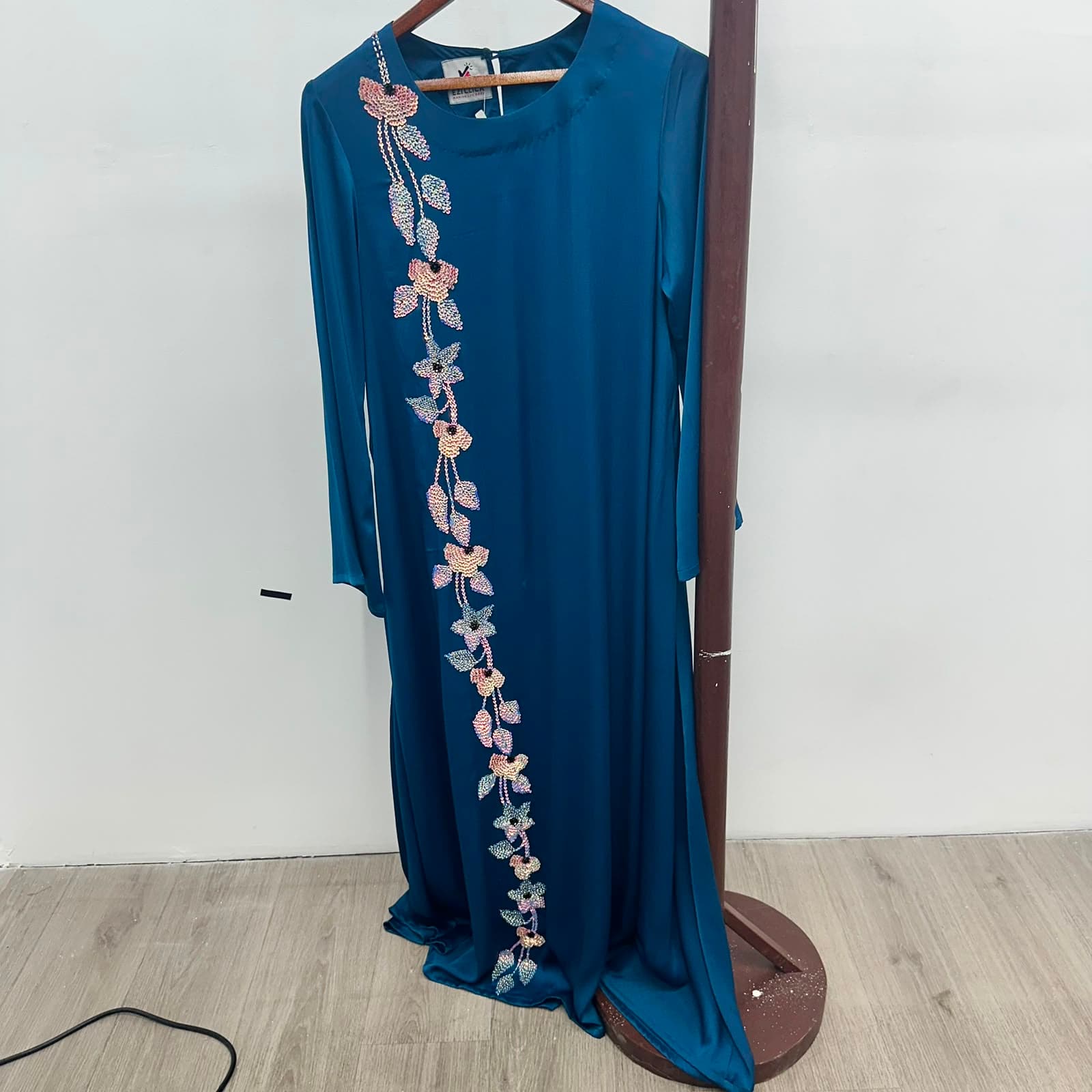 Karchupi Abaya