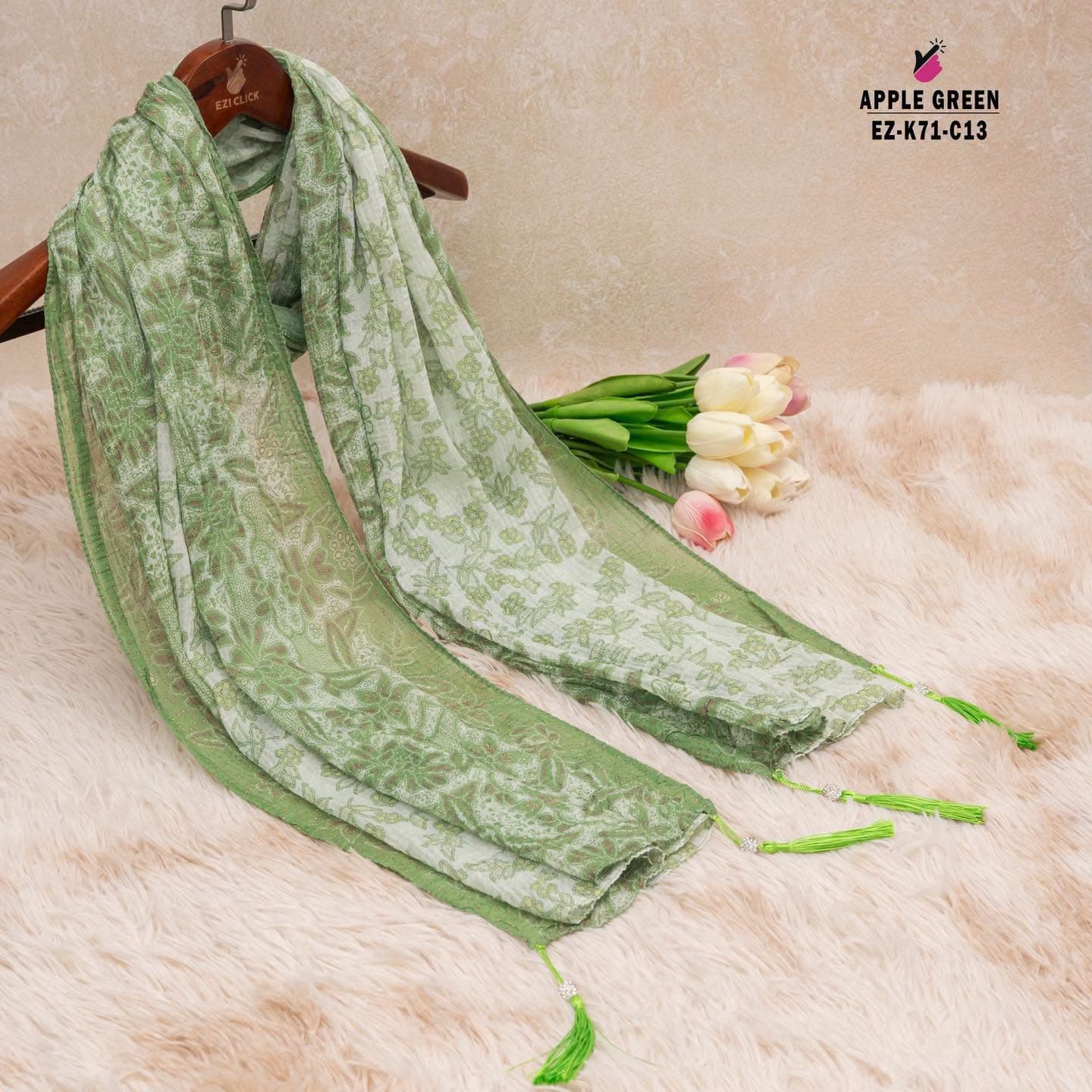 Vintage floral hijab