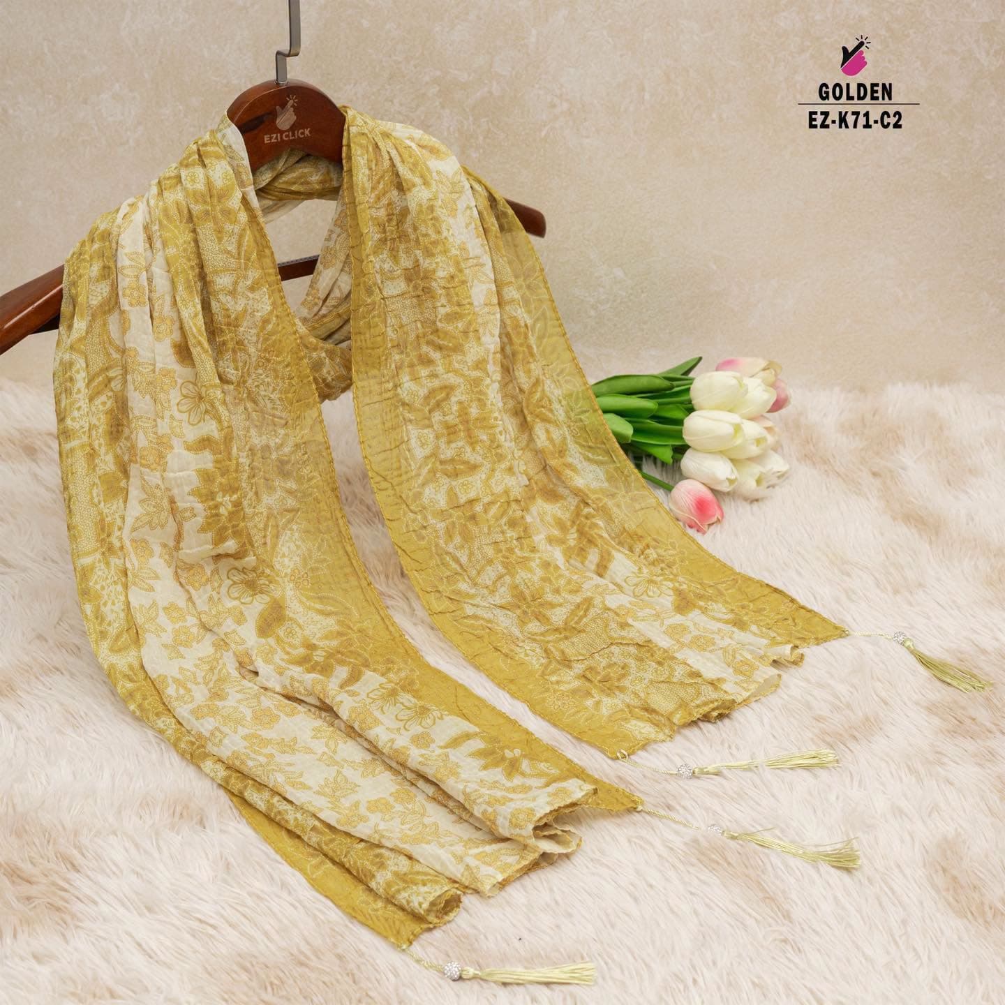 Vintage floral hijab