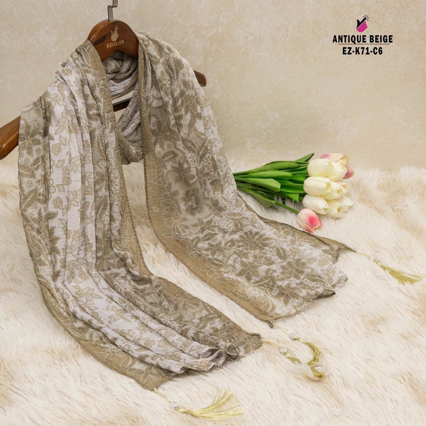 Vintage floral hijab